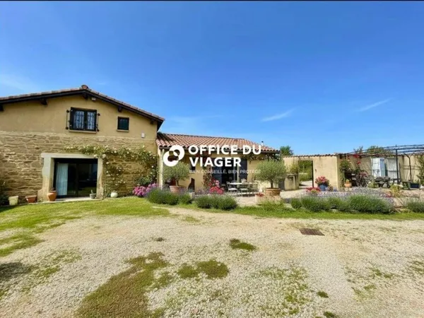 Maison 4 pièces 142 m²