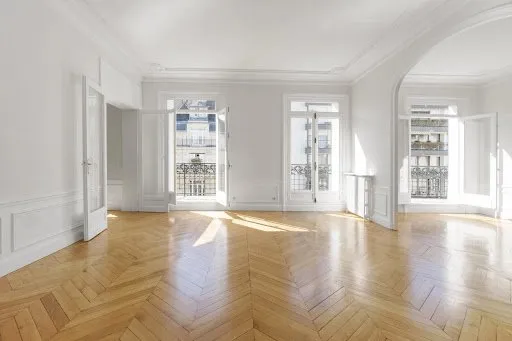 Appartement 7 pièces 196 m²