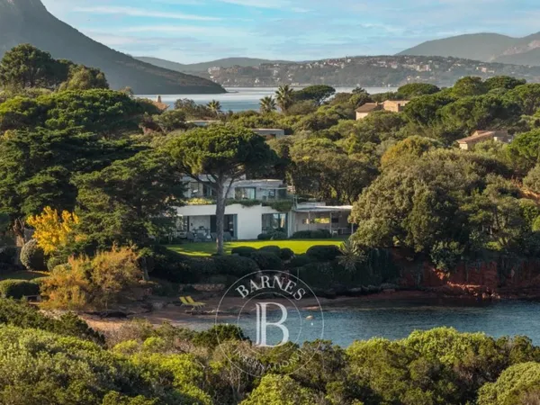 Exclusivité, Domaine de Cala Rossa, La Testa, Propriété exceptio