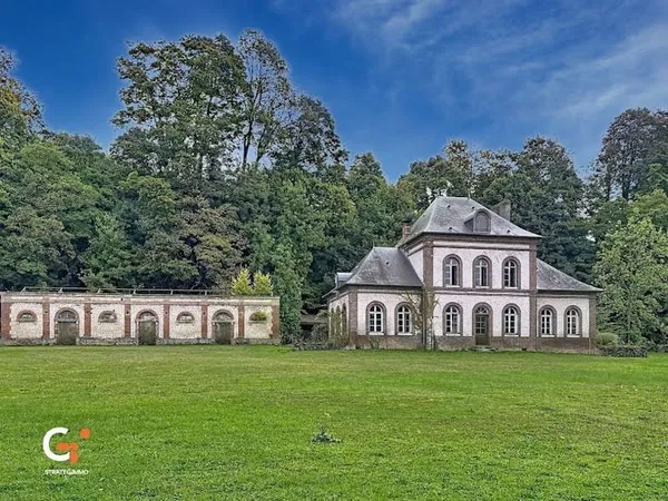 Maison 6 pièces 253 m²