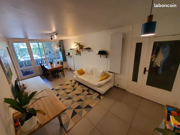 T4 refait à neuf, Frange Verte
