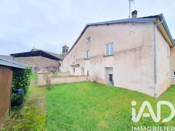 Maison 7 pièces 218 m²