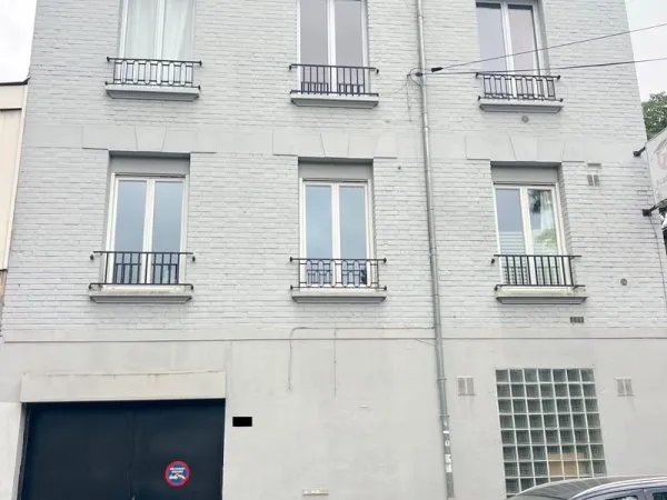Bâtiment 458 m²