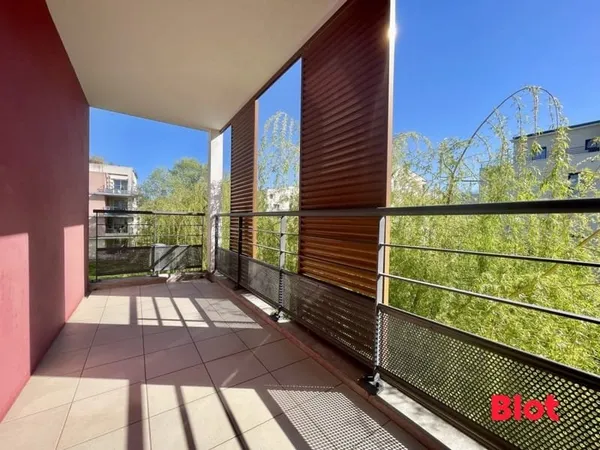 A VENDRE - Appartement 3 pièces 63.38m² avec terrasse, cave et 2 stationnements