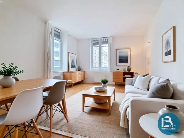 Appartement 2 pièces 52 m²
