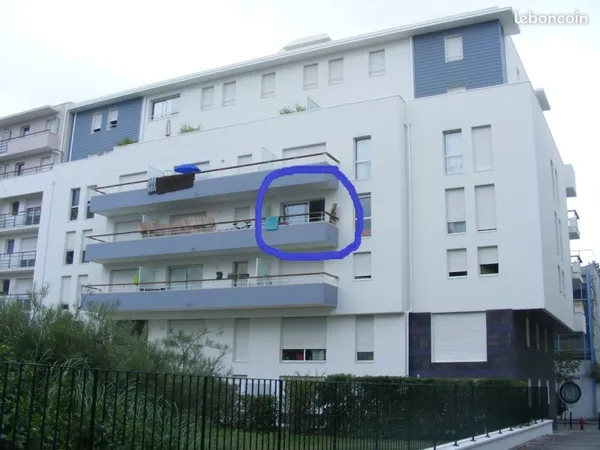 Studio cité des congrès non meublé + pkg 25m2 dispo 15/06/2026 510