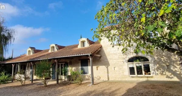 Maison 6 pièces 280 m²