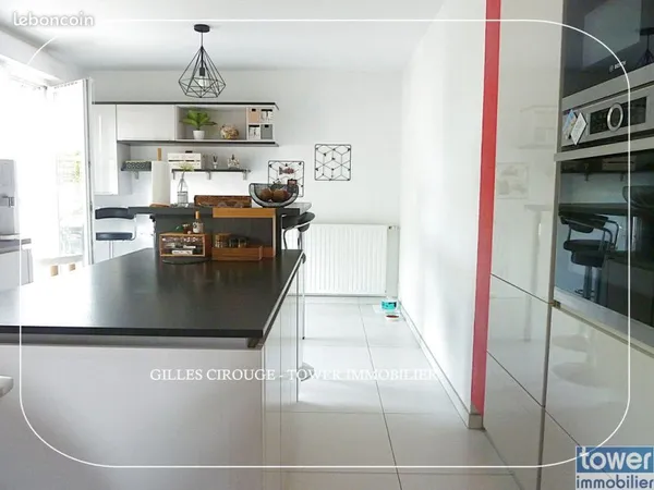 Maison 7 pièces 165 m²