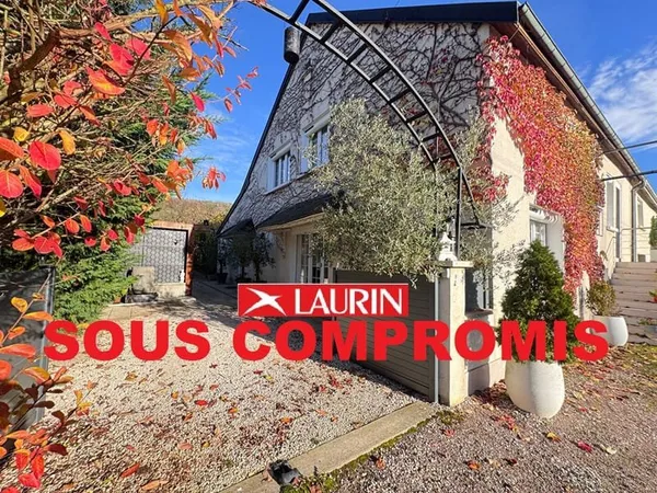Maison 7 pièce(s) 166 m2