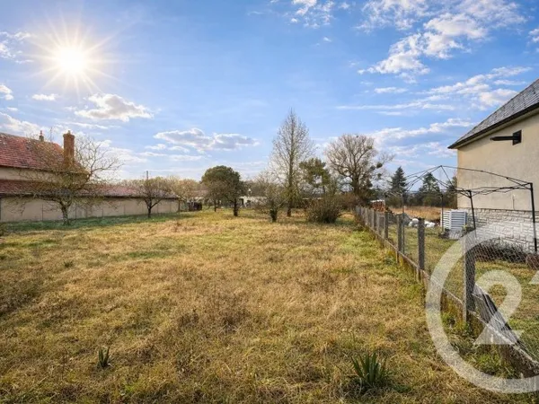 Terrain 630 m²