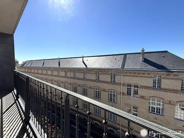 Appartement 8 pièces 175 m²