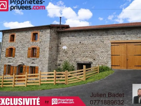 Maison Saint Pierre La Bourlhonne 7 pièce(s) 150 m2 environs et 1ha de terrain