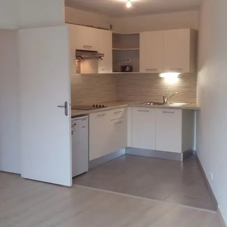 Location Appartement T1 proche place de Bretagne