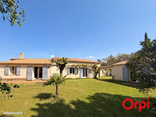 Maison 4 pièces 226 m²