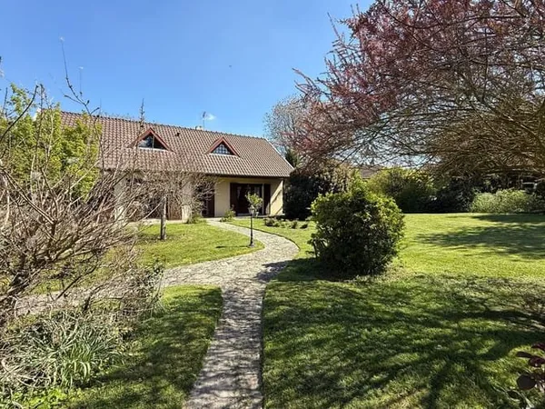 Maison 8 pièces 153 m²
