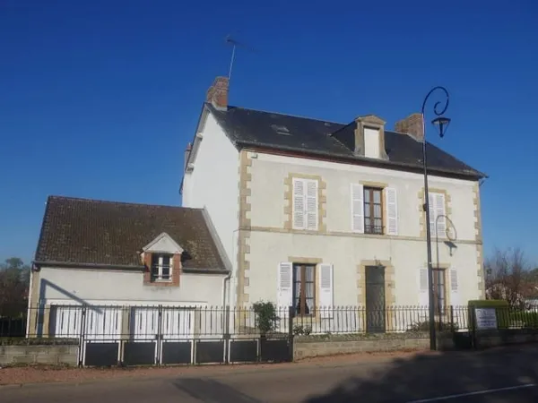 Maison 8 pièces 210 m²