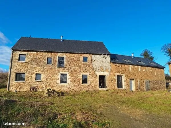 Maison 6 pièces 320m²