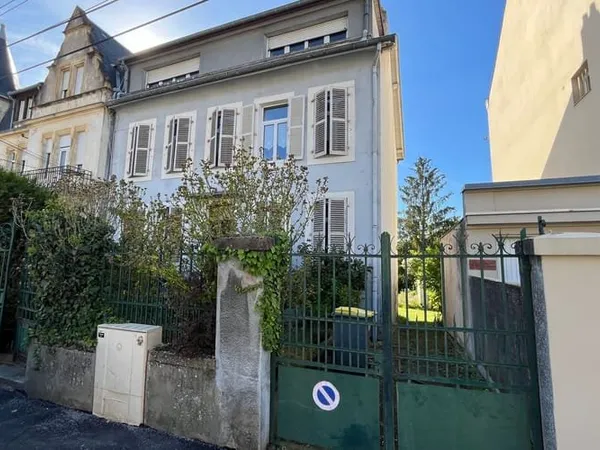 Maison 8 pièces 208 m²