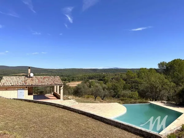 Propriété de charme du 18 ème au pied du Bessillon - Vue exceptionnelle & calme absolu PONTEVES 8367