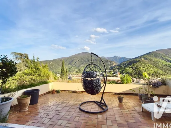Maison 9 pièces 275 m²