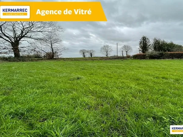 A VENDRE Terrain constructible de 1018 m² à LOUVIGNE DE BAIS - 130 400 € HAI