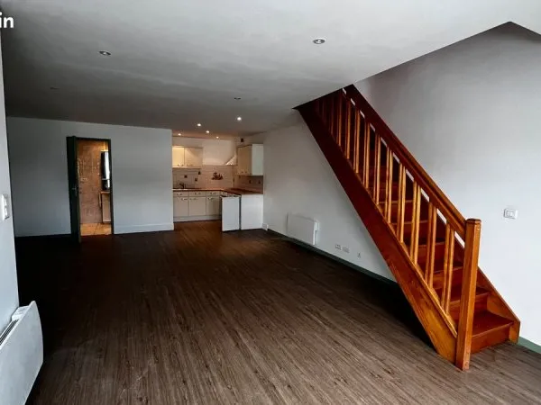Vaste F2 Duplex en très bon état