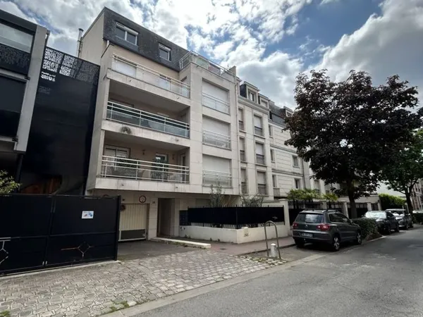 studio 17,10 m² La Garenne-Colombes (92250) 197.000 €