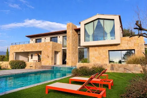 Maison 5 pièces 200 m²
