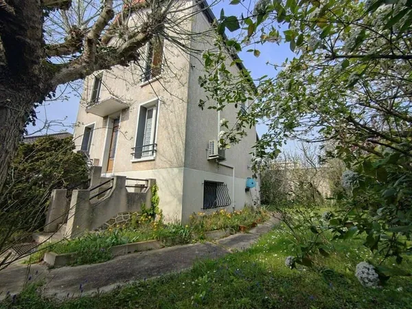 Maison 6 pièces 100 m²