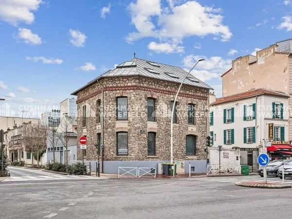 Bureaux 130 m²