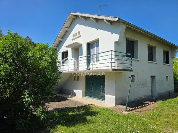 BOURGOIN-JALLIEU - 38300 - MAISON 80 M² - 3 CHAMBRES - 520 M² TERRAIN -