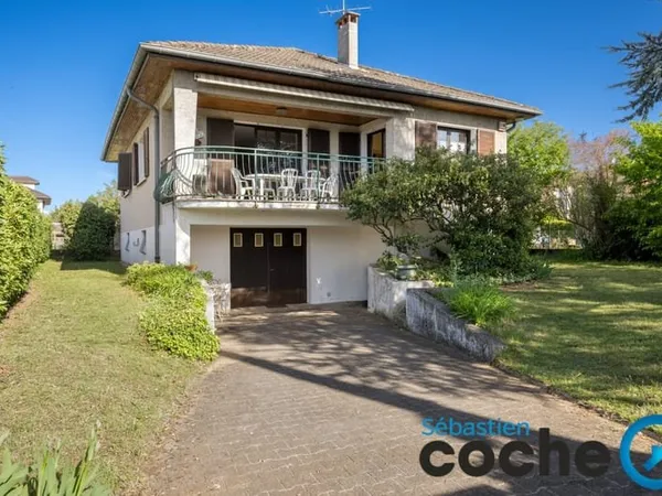 Exclusivité Maison MEYZIEU Le Carreau