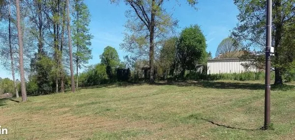 Terrain constructible 10mn de Sarlat