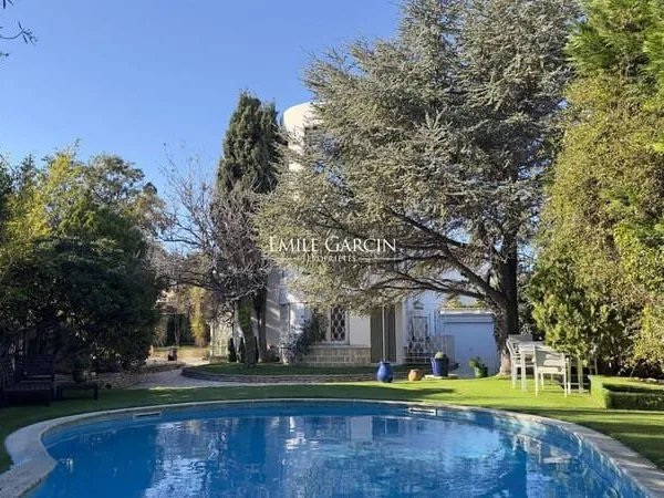 Maison 6 pièces 315 m²