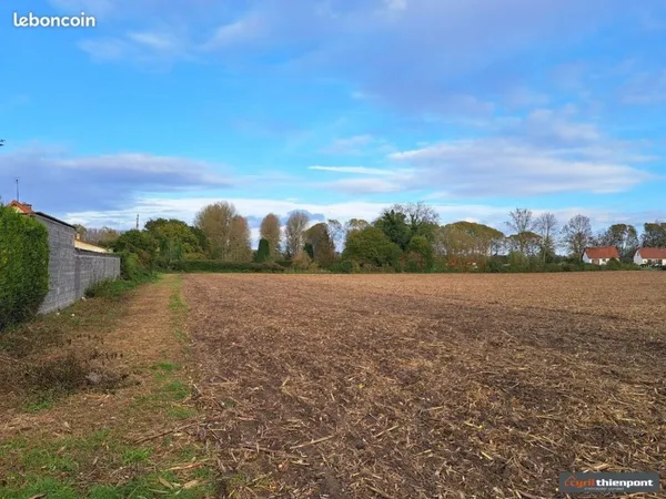 Terrain 750 m² Érondelle