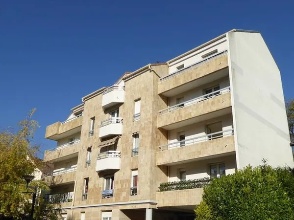 T2 / 49m² / Arcueil-Cachan (RER B)
