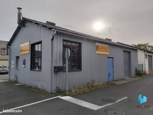 Local 105 m² Le Mans
