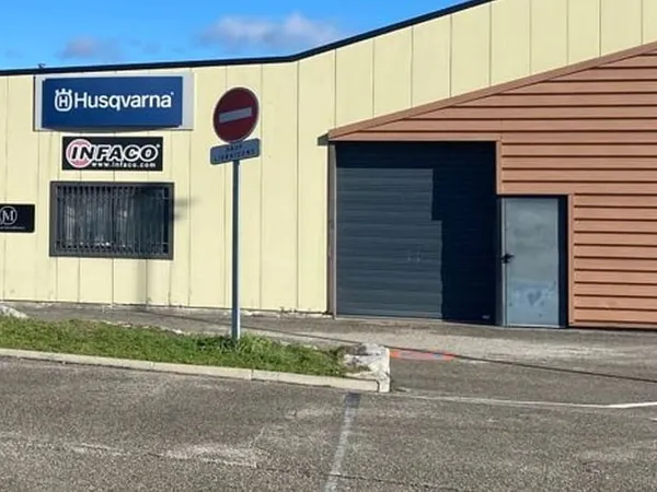 Local commercial 115 m²