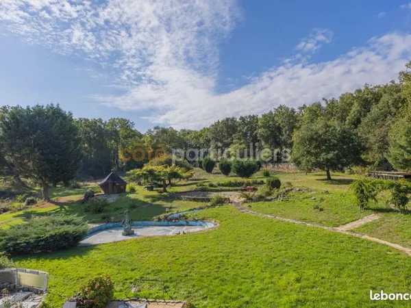 Maison 7 pièces 344 m²
