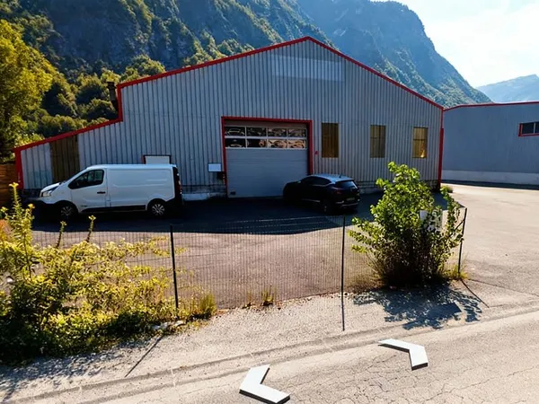 ENSEMBLE IMMOBILIER 350 m2