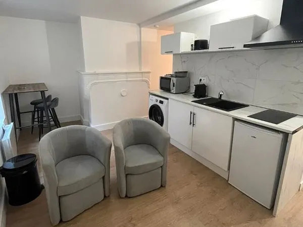 Studio 1 pièce 24 m²