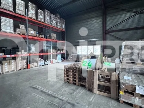 Local d'activité 375 m²