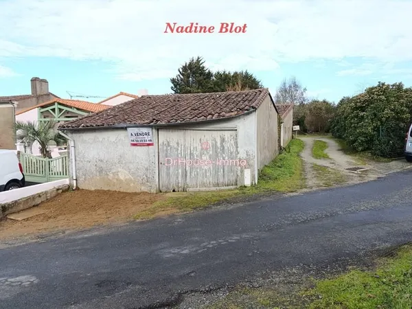 Anciennes bâtisses en pierres à réhabiliter en maison 3 à 5 P