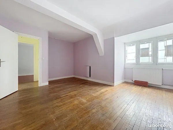 Grand appartement 4 pièces possibilité suite parentale - Elbeuf centre