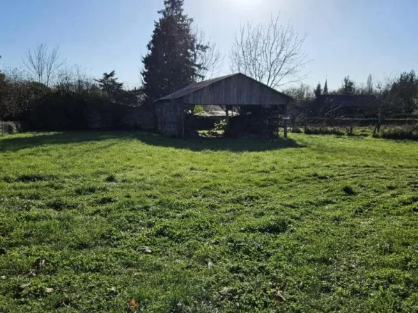 Terrain 800 m²