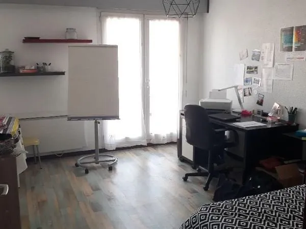 Studio 25m2 + parking Proche fac lettres et médecine