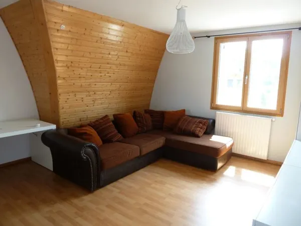 LOCATION T5 MEUBLÉ CHANTERUÉJOLS