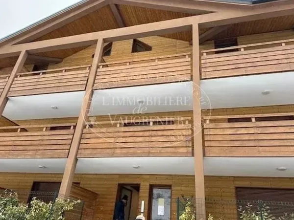 VENTE ROUBION STATION DE SKI DUPLEX 4 PIECES 295 000.-€
