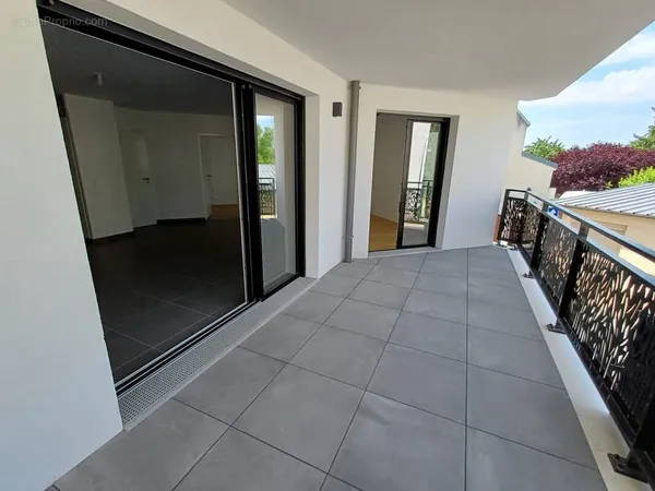 Appartement 4 pièces situé dans le bourg de Montévrain