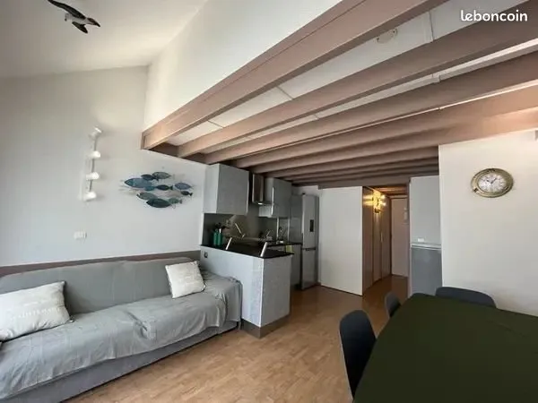 Vends appartement T1 bis idéalement situé à Bénodet, à deux pas de la plage du Trez